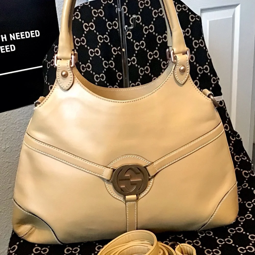 Gucci Bags - Picture 10 of 16